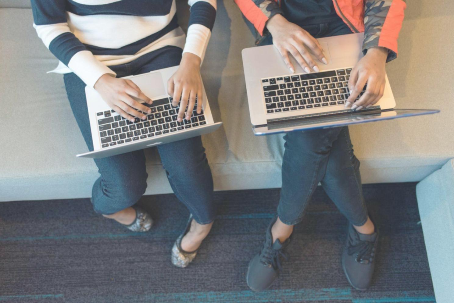 Dimostrazione pratica delle tecniche avanzate di modellatura sopracciglia